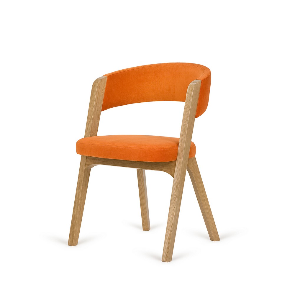 Кресло с деревянным сиденьем